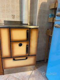 STUFA A LEGNA VESCOVI 60X60X90