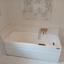 vasca idromassaggio Jacuzzi, mobile, sanitari