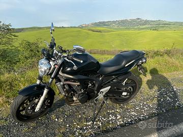 Moto Yamaha Fz6 2005