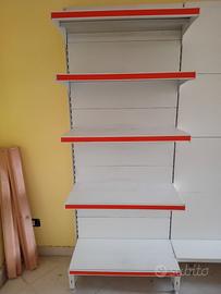 scaffali per supermercato