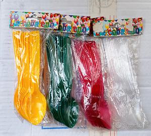 Cucchiaini plastica.