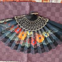 Ventaglio Spagnolo Elegante - Nero con Fiori e Piz