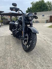 Harley davidson road king 114