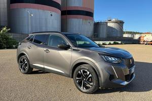 PEUGEOT 2008 BlueHDi 110 S&S Allure