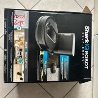 Robot aspirapolvere SharkIQRobot self empty