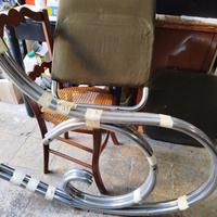 antica sedia a dondolo