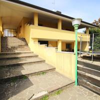 VILLA SINGOLA A POVOLETTO