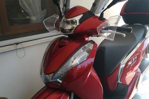 Honda SH 300