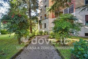 Appartamento di 80 m² con 3 locali e posto auto a 