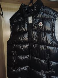 smanicato nero lucido moncler