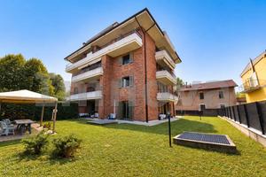 Recente tre locali con giardino privato