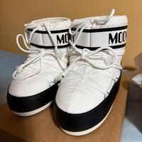 Moon boot bianco modello basso