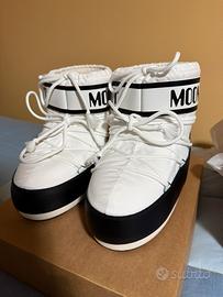 Moon boot bianco modello basso