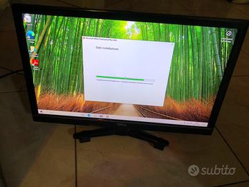 Monitor/ TV dvbt 22 pollici