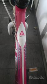 Biicletta CUBE RACE rosa