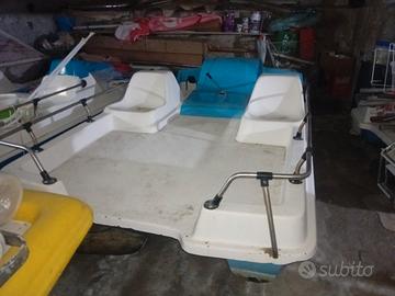 pedalo