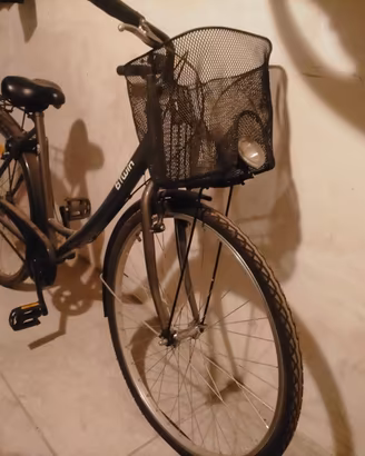 Bici decathlon 26" con cestino e portapacchi