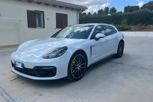 Porsche Panamera 4S e-hybrid