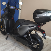 Scooter elettrico RAY 7.7