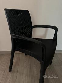 Sedie e tavolo da esterno