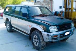 MITSUBISHI L200 (SOLO RICAMBI)