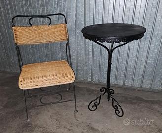 Sedia pieghevole vimini /ferro battuto + tavolino
