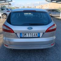 macchina Ford Mondeo station wagon del 2008