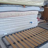 Materasso matrimoniale usato