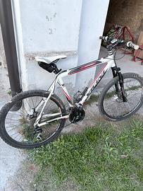Mtb vicini ruote da 26
