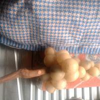 Antico grappolo d'uva in Alabastro anno 1969.