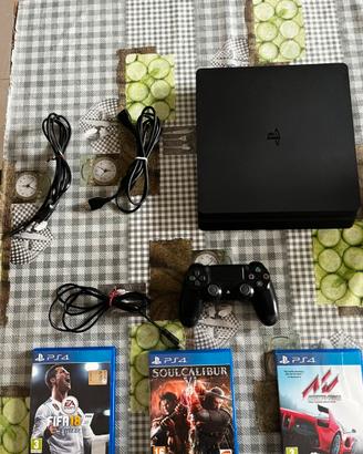 Playstation 4 slim