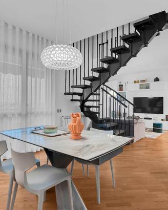 Scala da interno moderna 
