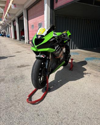 Kawasaki ninja 636 zx6r SuperSport 130cv+accessori