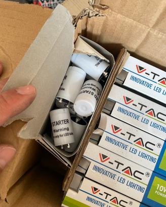 Lampade led complete di starter