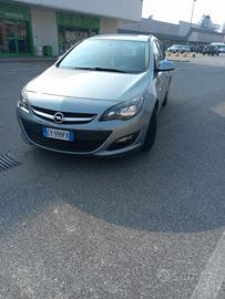 2014 31 dicembre  Opel astra 1,6 disel 110cv