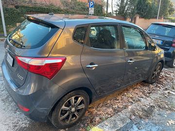 HYUNDAI iX20 Automat XPossible + Panoramico - 2016