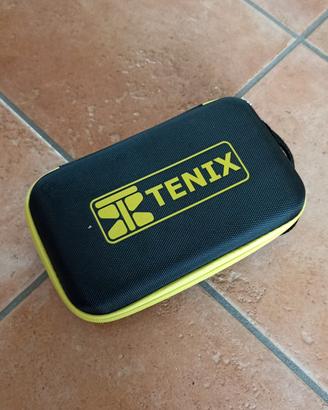 allenamento tennis da soli. per adulti e bambini