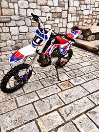 Lem motor pitbike 160cc 4t