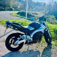Suzuki GSR 600 - 2007