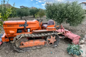 Trattore Cingolato Fiat 505 C con Fresa