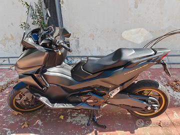 Honda Forza 750 Special Ediction