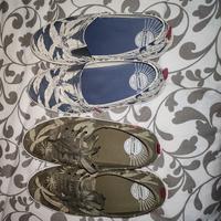Due Scarpe Levi's in tela 41 una con lacci ,una no