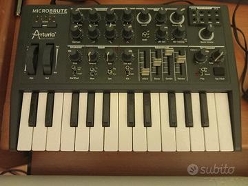 Sintetizzatore Arturia Microbrute 