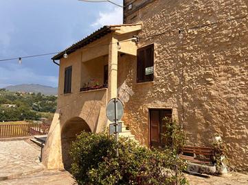 3 LOCALI A SELCI