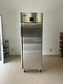 ARMADIO FRIGO BT 700LT GN/1 SMART