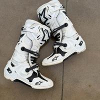 tech 10 bianco
