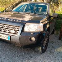 Land Rover Freelender2