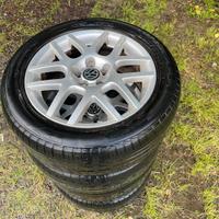 pneumatici e cerchi in lega