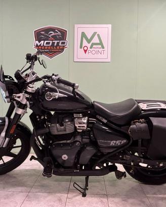 Royal Enfield Super Meteor bobber