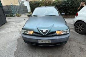 Alfa Romeo 145 spark